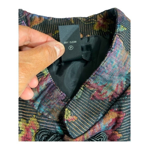 M.D.L. New York Ladies Brocade/Lined Jacket w/ Four Frog Closures - size L - Picture 7 of 9